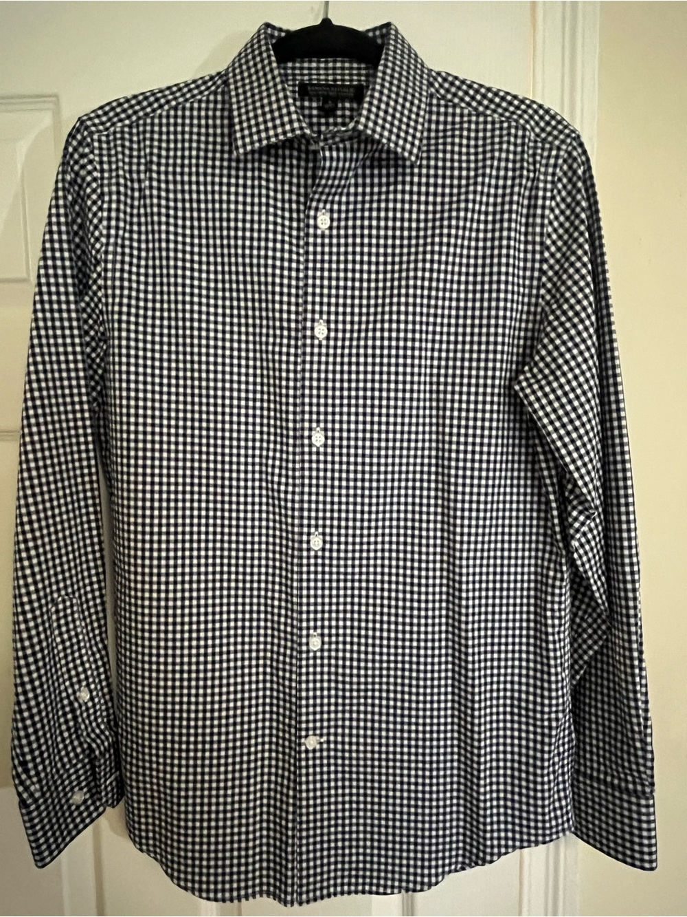 Banana Republic Black and White Gingham Dress Shirt